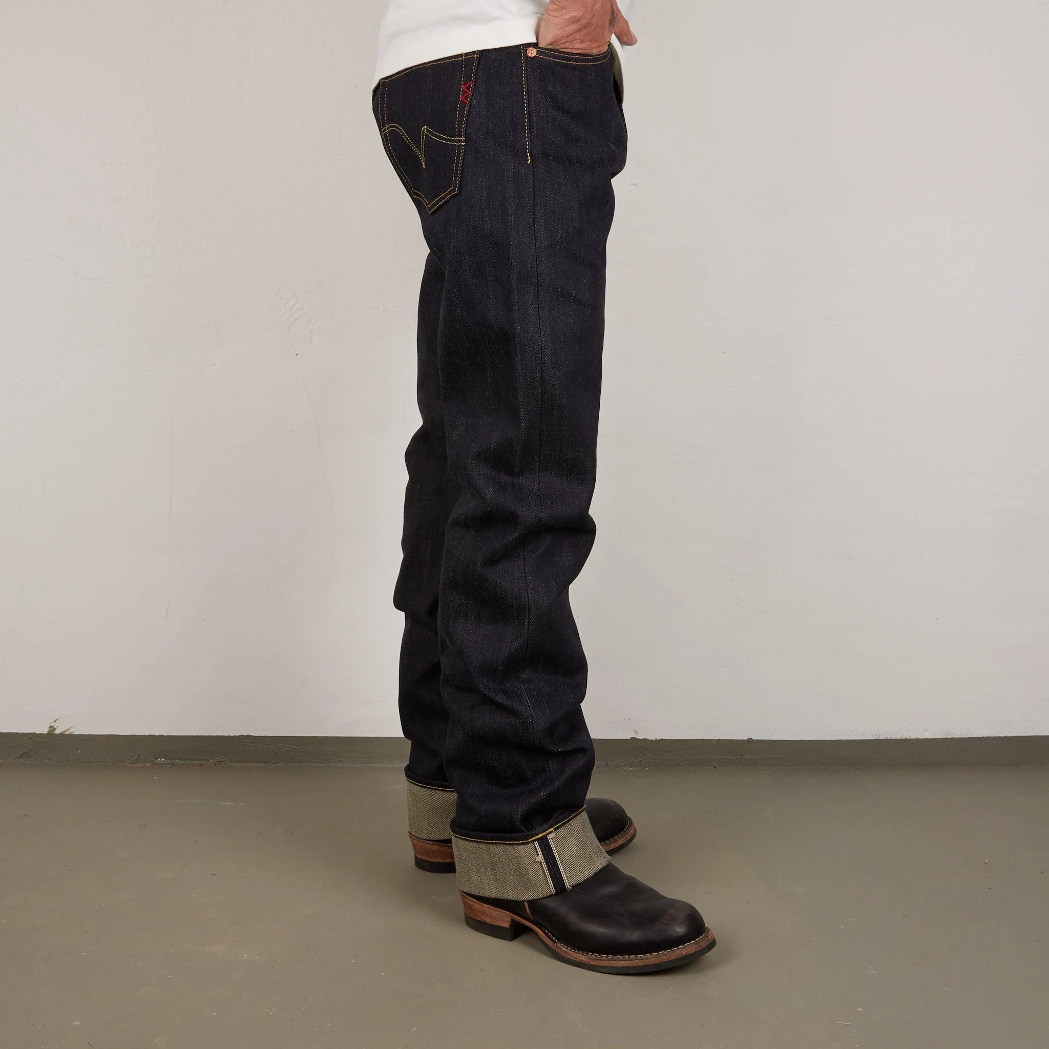 IH-634-XHS - 25oz Selvedge Denim Straight Cut Jeans - Indigo - Image 3