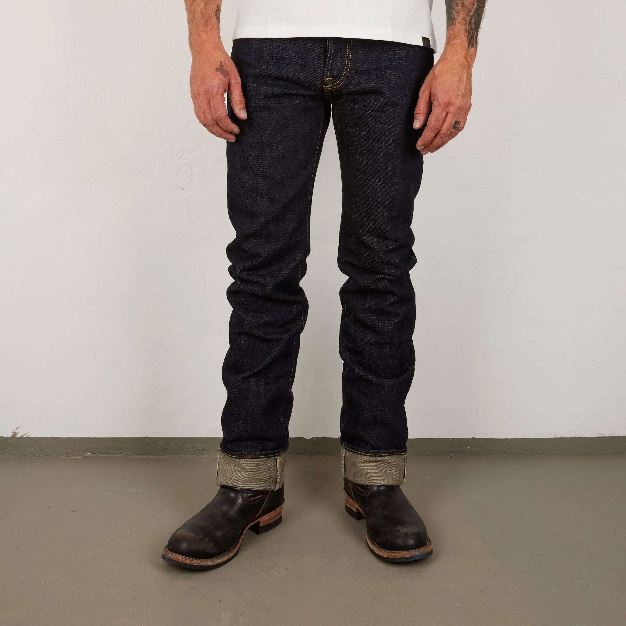 IH-666S-21 - 21oz Selvedge Denim Slim Straight Cut Jeans - Indigo - Image 5