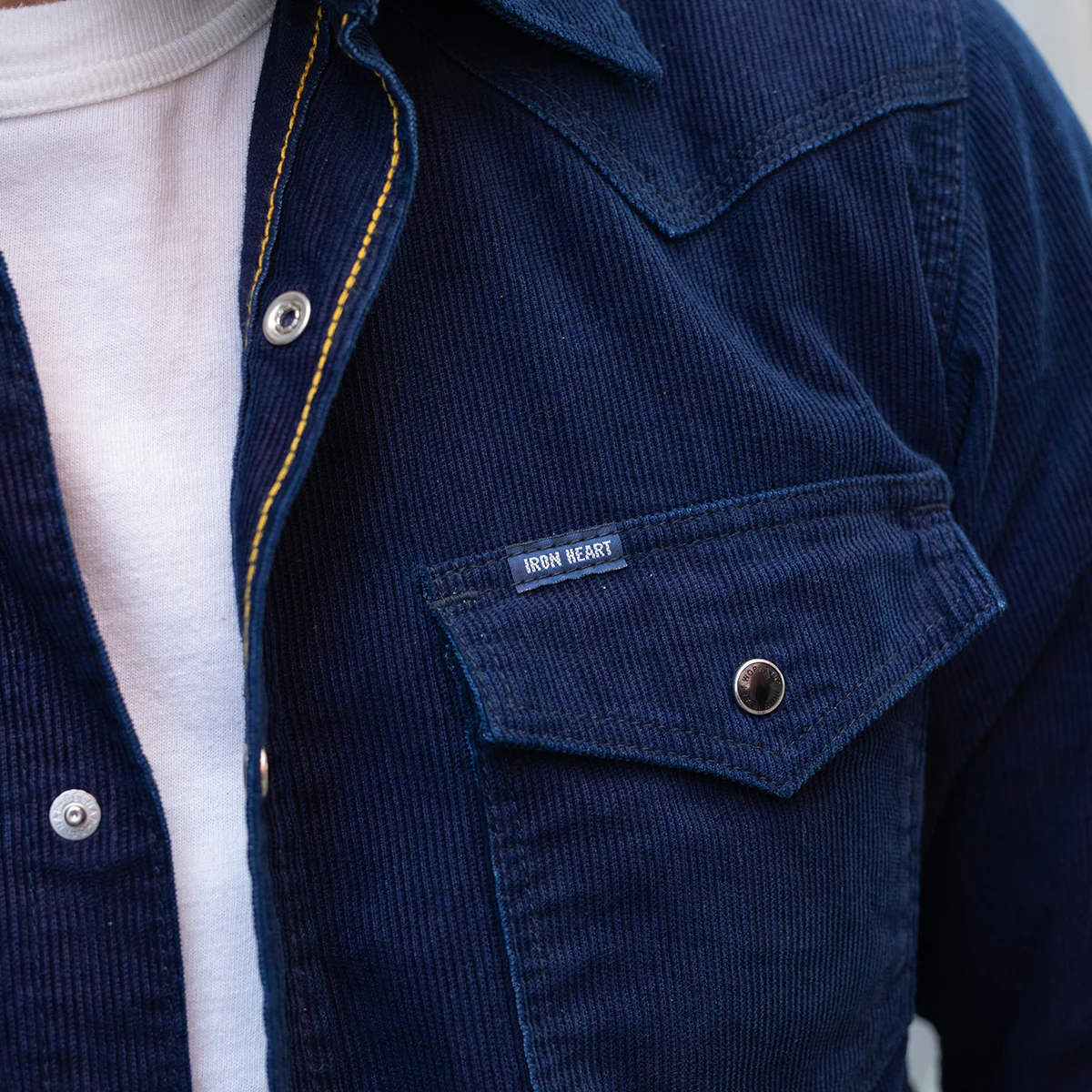 IHSH-438-IND - 7.5oz Selvedge Corduroy Western Shirt - Indigo - Image 3