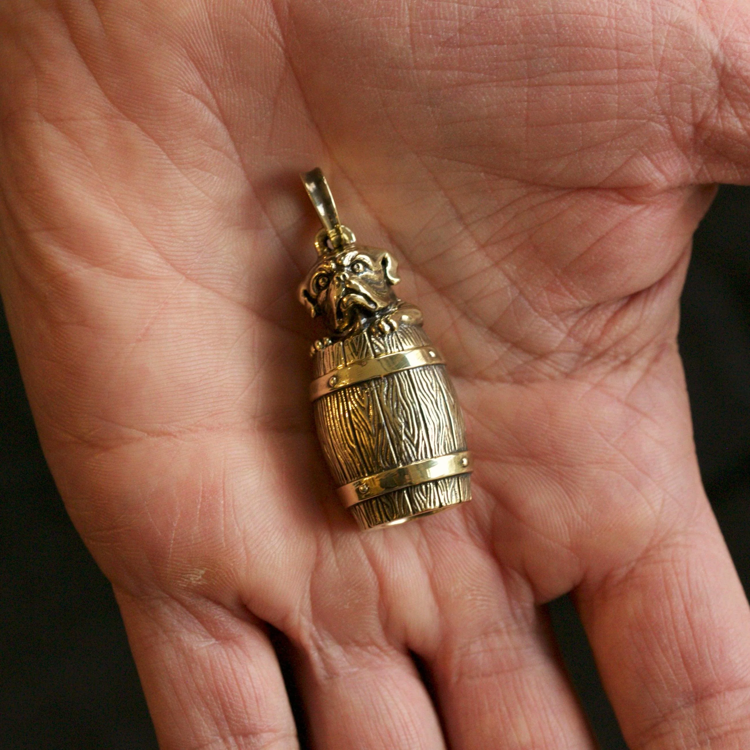 PE-BULL-BARREL-KEY-RING-BR - Peanuts & Co BULL BARREL Key Ring - Brass
