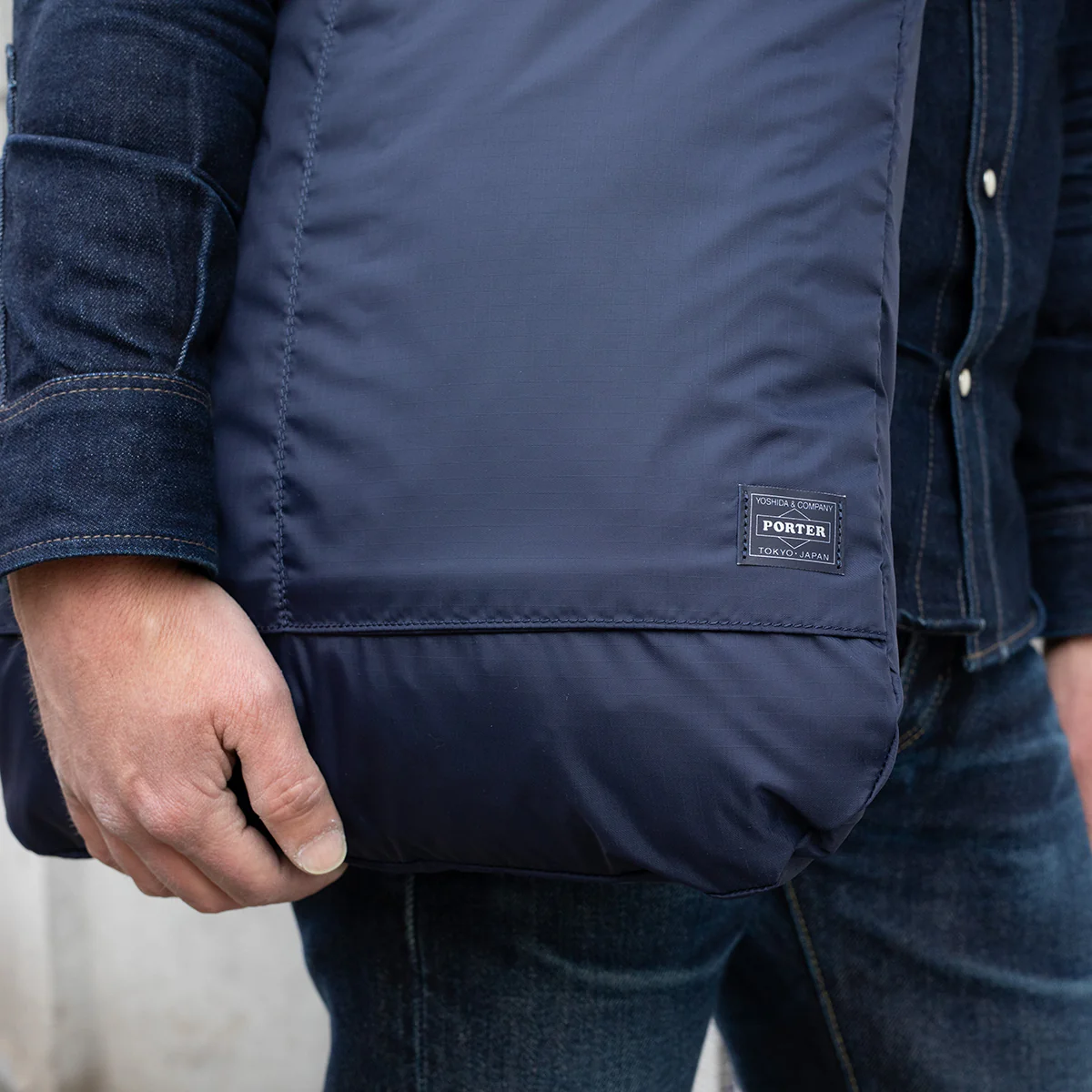 PO-FLEX-HELMET-BAG-NAV - Porter-Yoshida & Co FLEX 2WAY HELMET BAG - Navy - Image 3